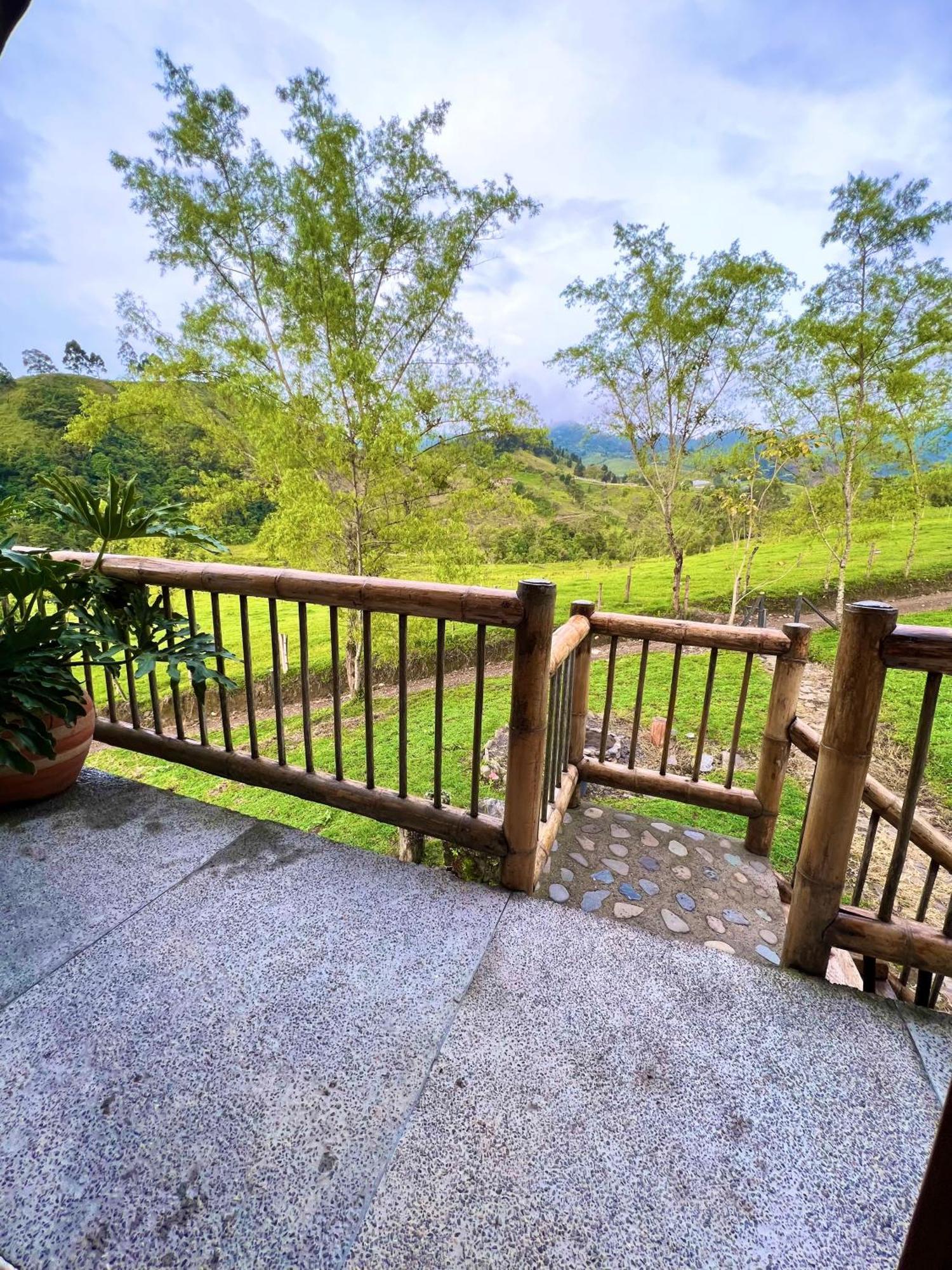 Glamping La Herradura Santa Rosa de Cabal Exterior photo